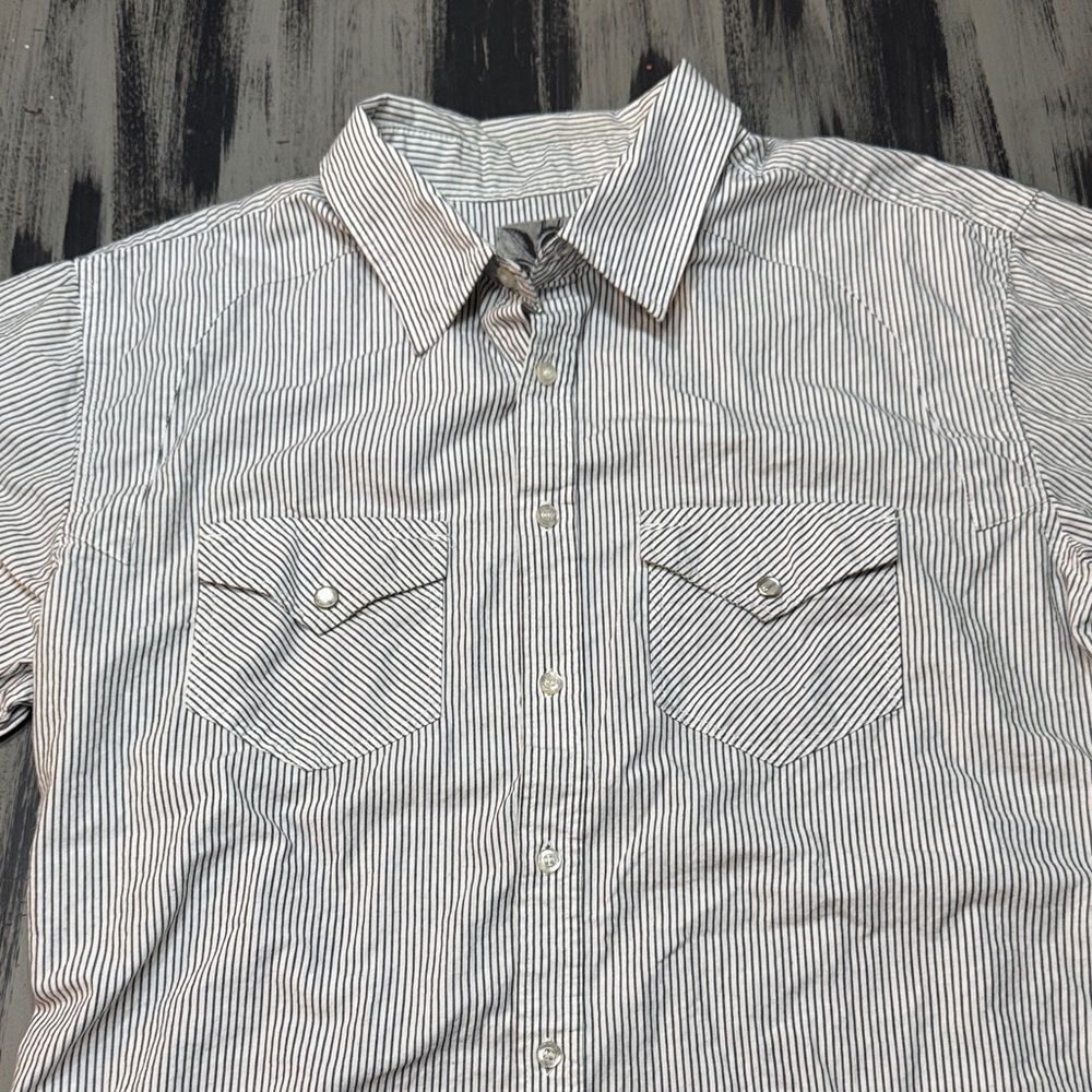 Machine Men's Striped Button-Down Shirt - Picture 4 of 12